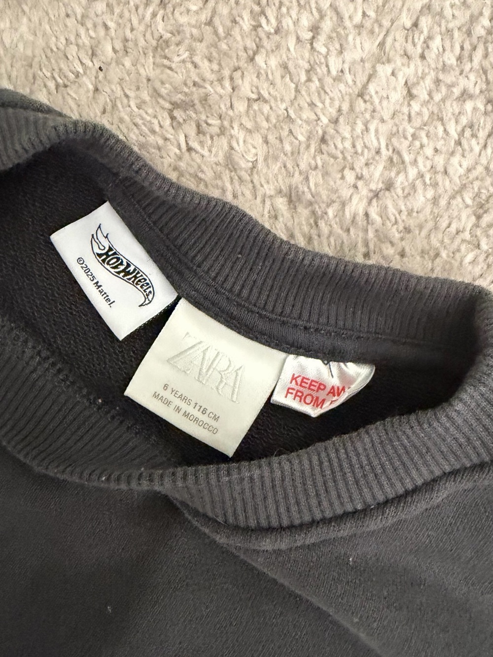 Zara Hot Wheels Gray Kids Sweatshirt with Multicolor Graphics - Picture 3 of 3